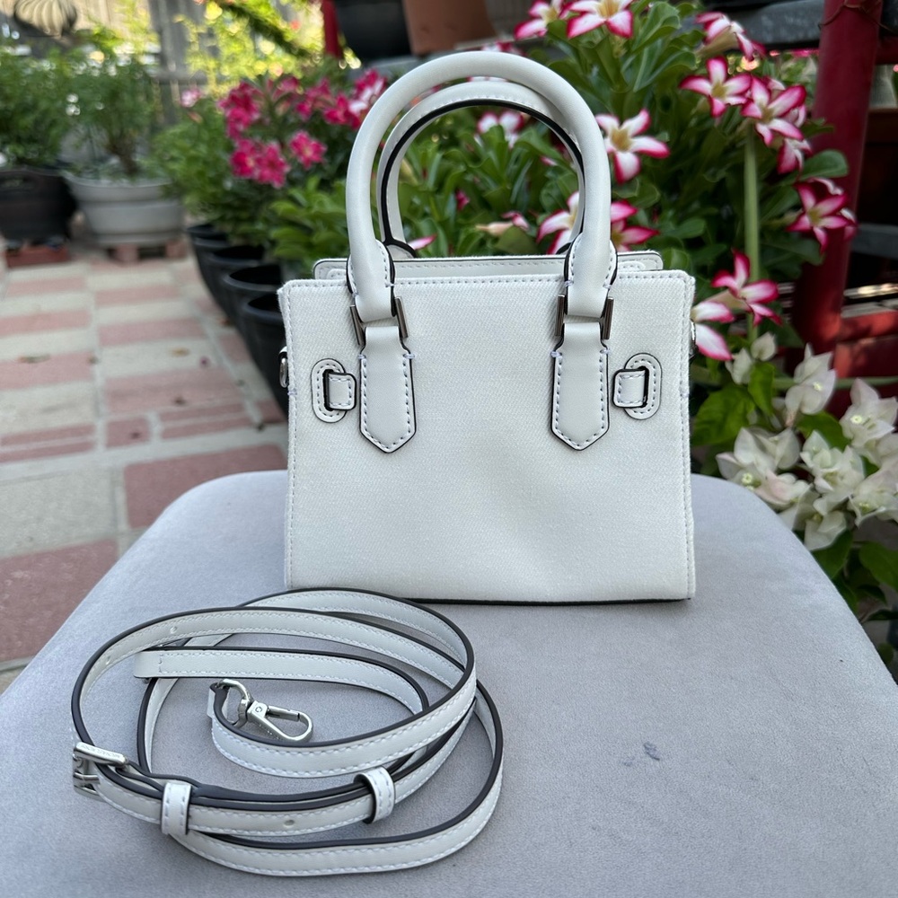 Michael Kors XS PURSE - Picture 11 of 14